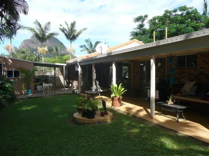 15 Parkview Road, Glass House Mountains QLD 4518