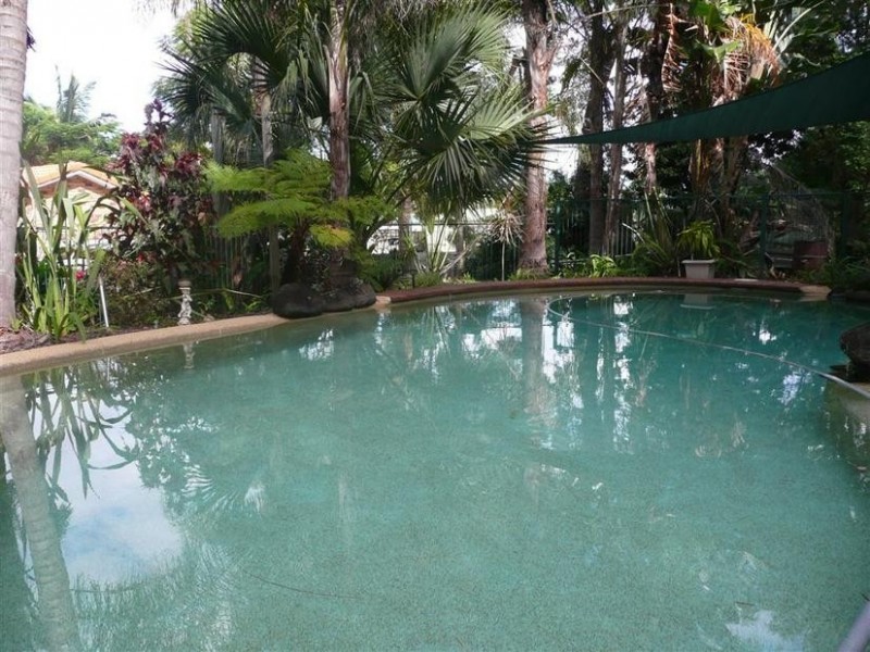 15 Parkview Road, Glass House Mountains QLD 4518