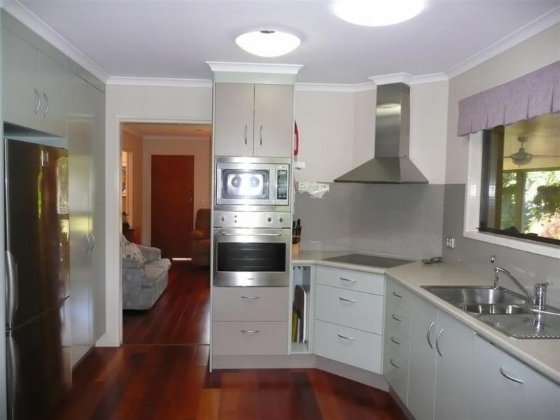 331 Peachester Road, Beerwah QLD 4519