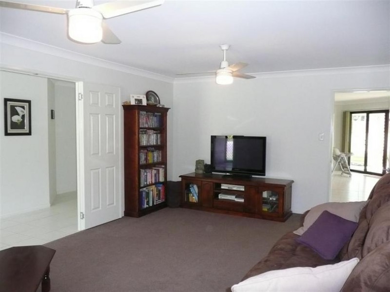 47 Smerdon Way, Glass House Mountains QLD 4518