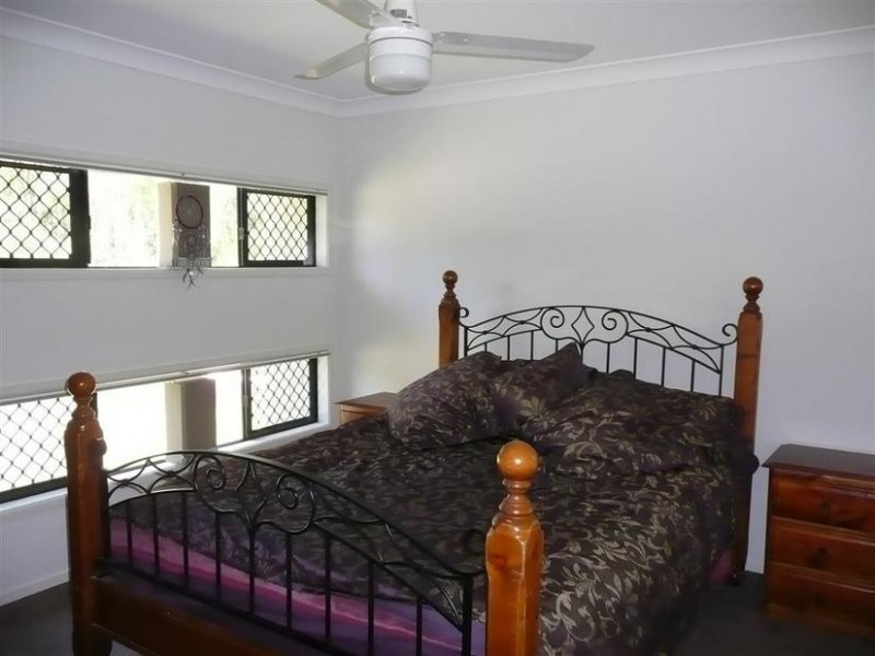 47 Smerdon Way, Glass House Mountains QLD 4518