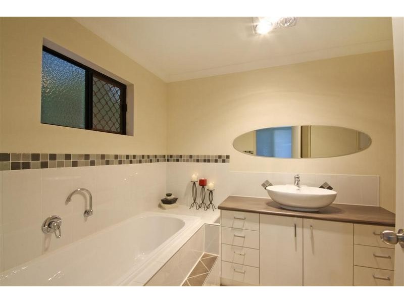 2 Sunbury Place, Peachester QLD 4519