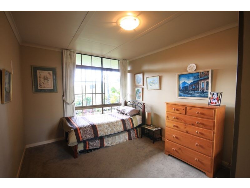 15 Youngs Road, Glass House Mountains QLD 4518