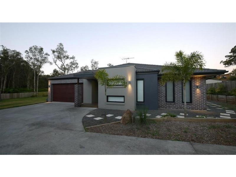 20 Fullerton Road, Glass House Mountains QLD 4518