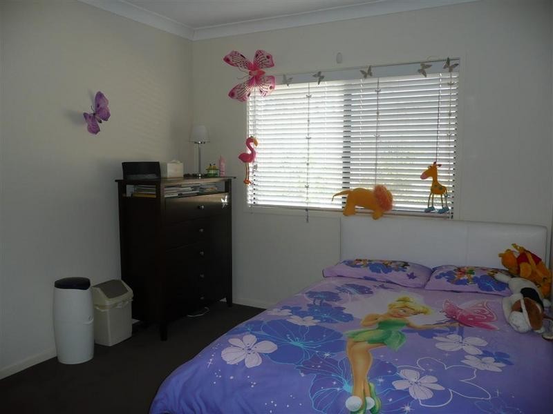 20 Fullerton Road, Glass House Mountains QLD 4518