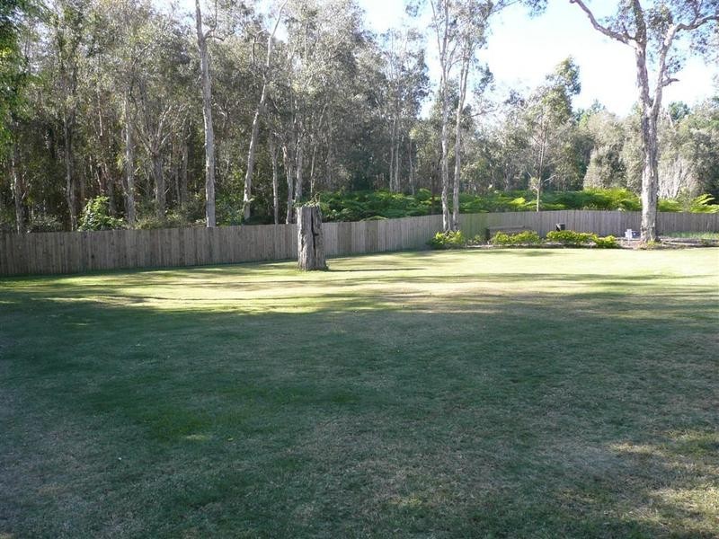 20 Fullerton Road, Glass House Mountains QLD 4518