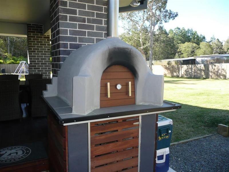 20 Fullerton Road, Glass House Mountains QLD 4518