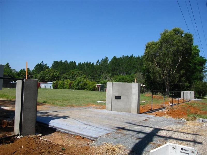 119 Fraser Road, Beerwah QLD 4519