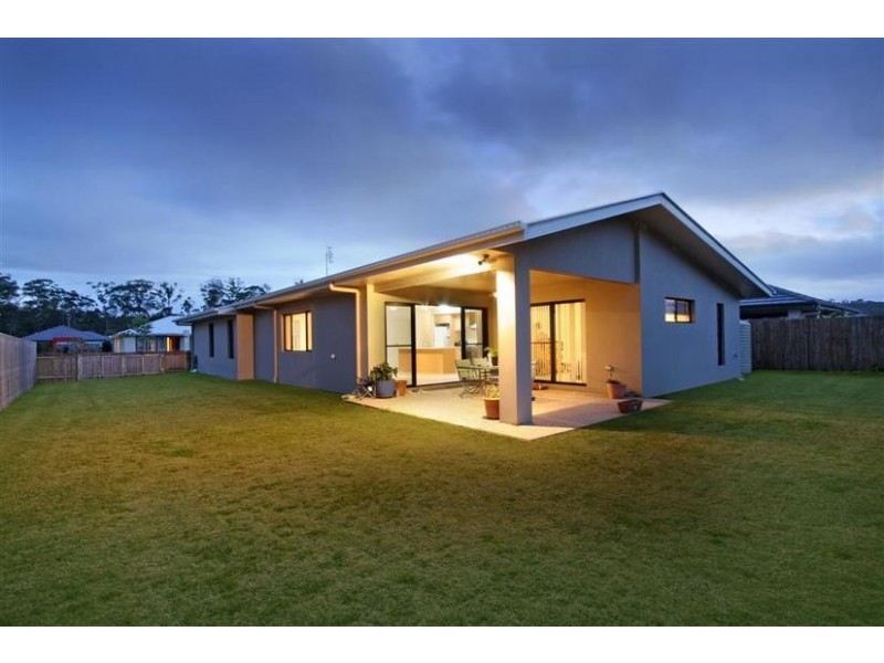 17 Monarch Place, Beerwah QLD 4519