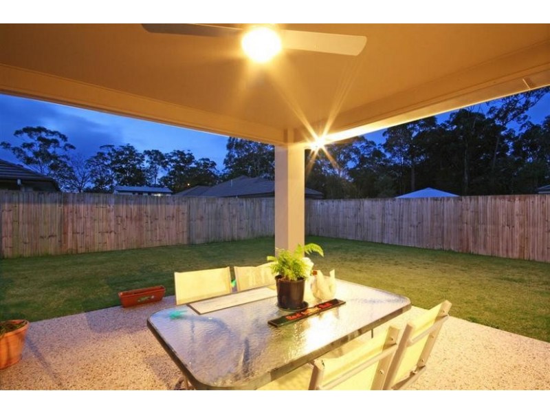 17 Monarch Place, Beerwah QLD 4519