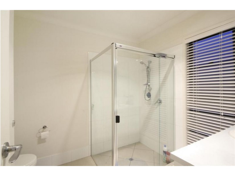 17 Monarch Place, Beerwah QLD 4519