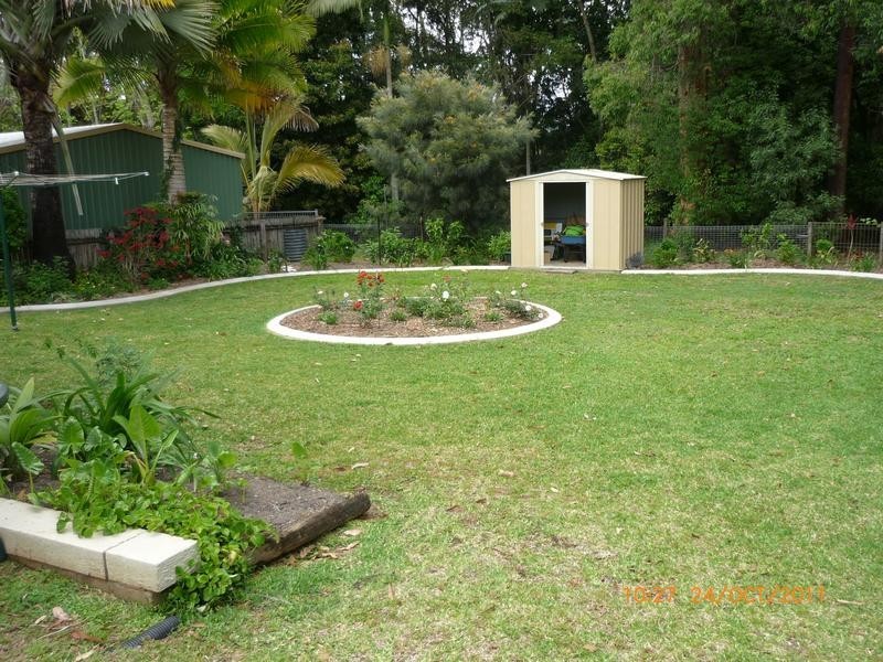 15 Dana Close, Glass House Mountains QLD 4518