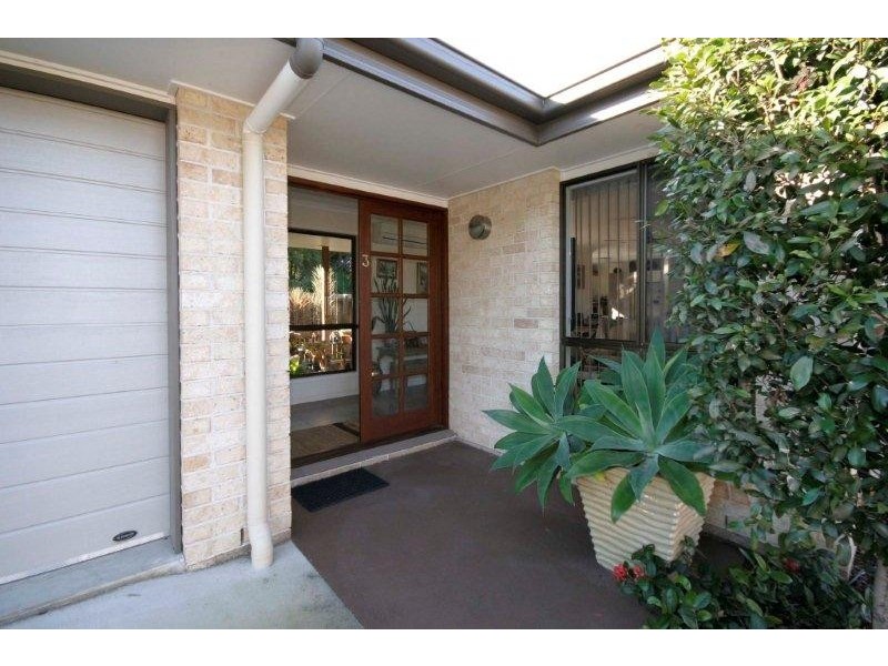 3/61 Beerwah Parade, Beerwah QLD 4519