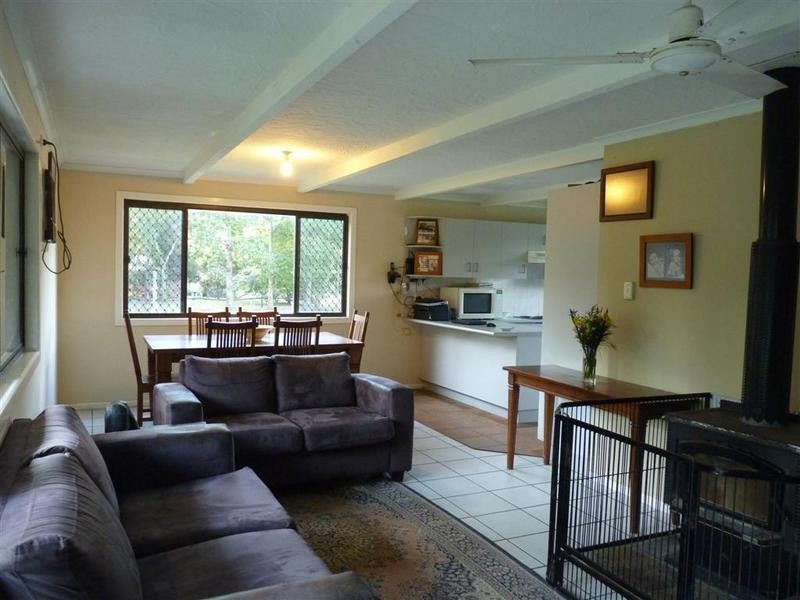 34 Storrs Road, Peachester QLD 4519