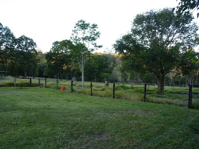 34 Storrs Road, Peachester QLD 4519