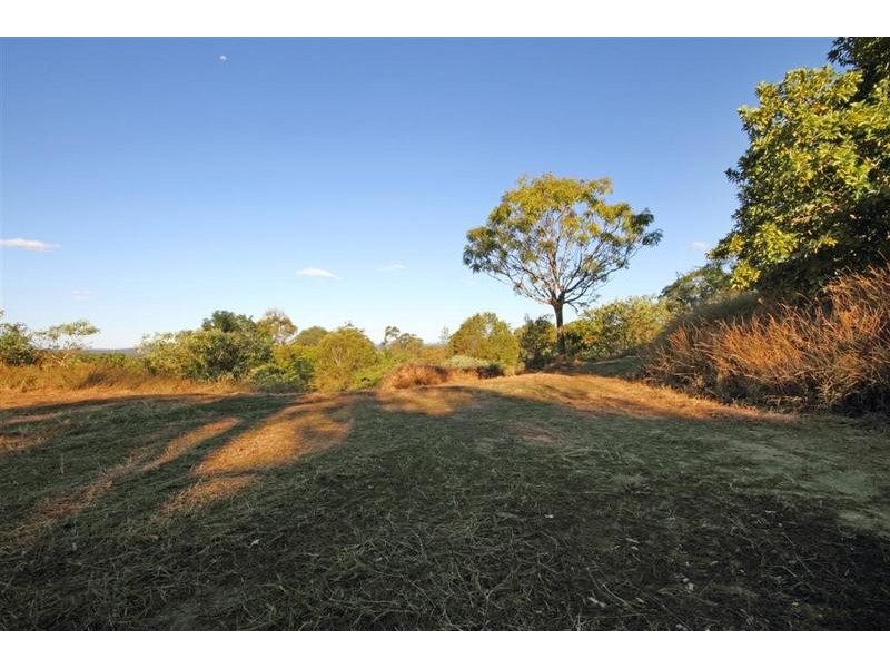 200 Whites Road, Landsborough QLD 4550