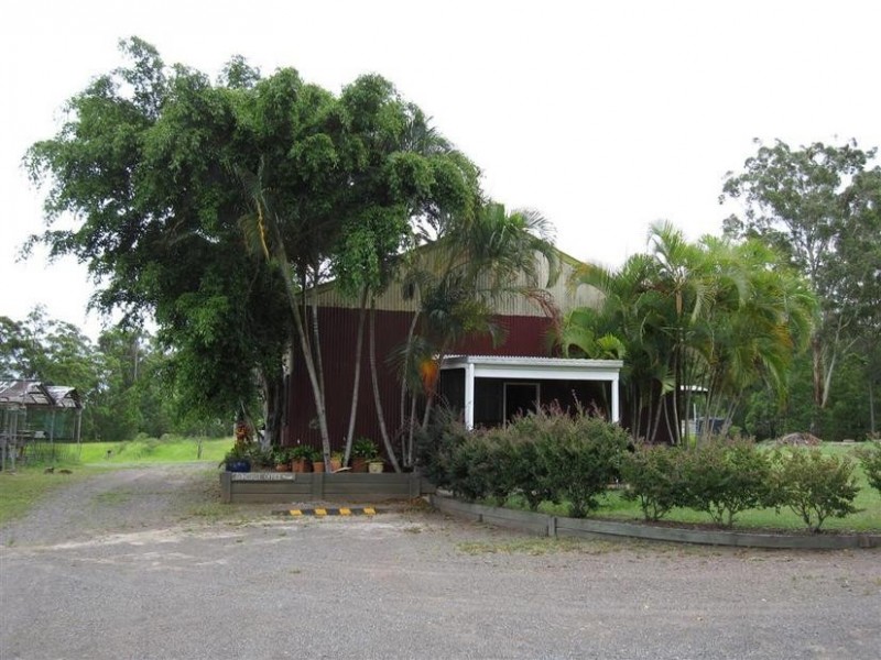 34 Thompson Road, Beerwah QLD 4519