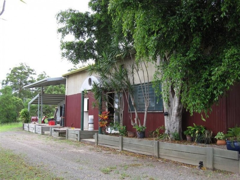 34 Thompson Road, Beerwah QLD 4519