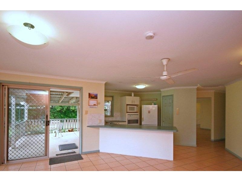 6 Mountainview Place, Glass House Mountains QLD 4518