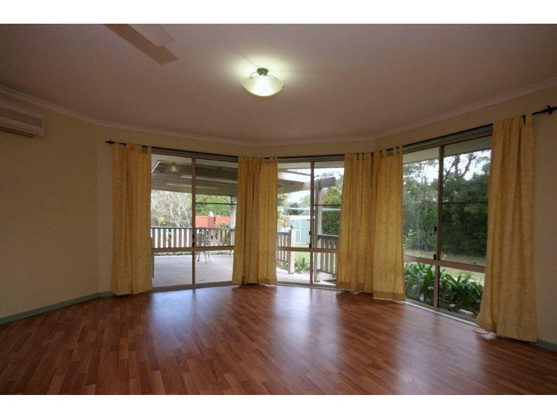 6 Mountainview Place, Glass House Mountains QLD 4518