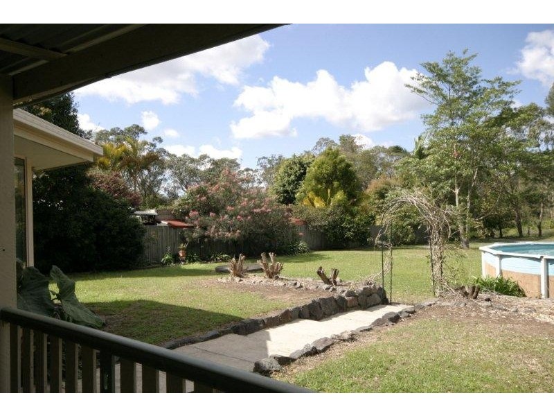 6 Mountainview Place, Glass House Mountains QLD 4518