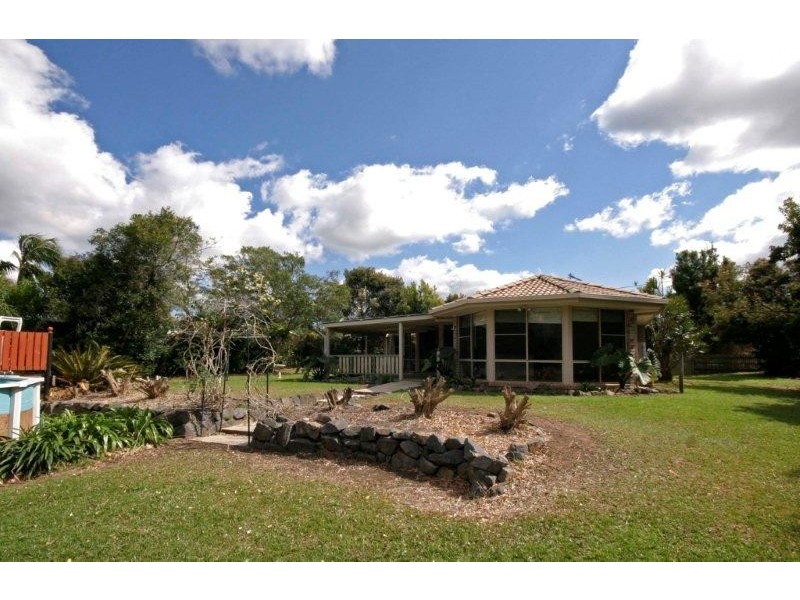 6 Mountainview Place, Glass House Mountains QLD 4518