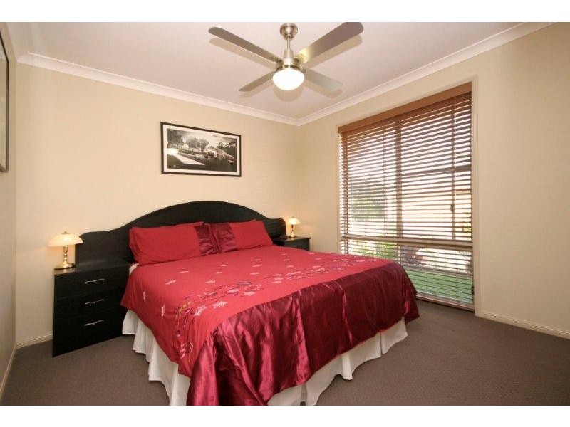 33 Kirsten Drive, Glass House Mountains QLD 4518