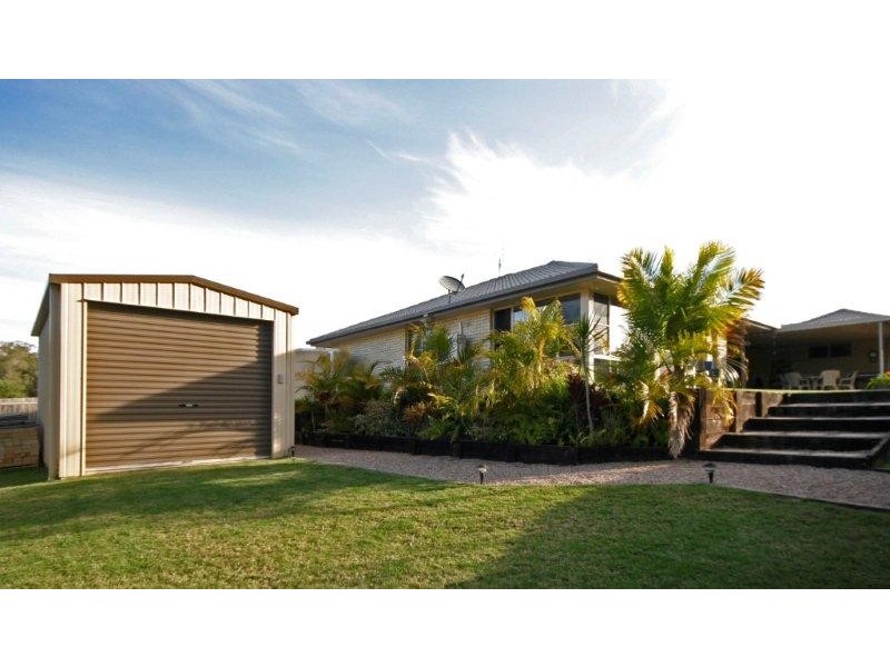 33 Kirsten Drive, Glass House Mountains QLD 4518