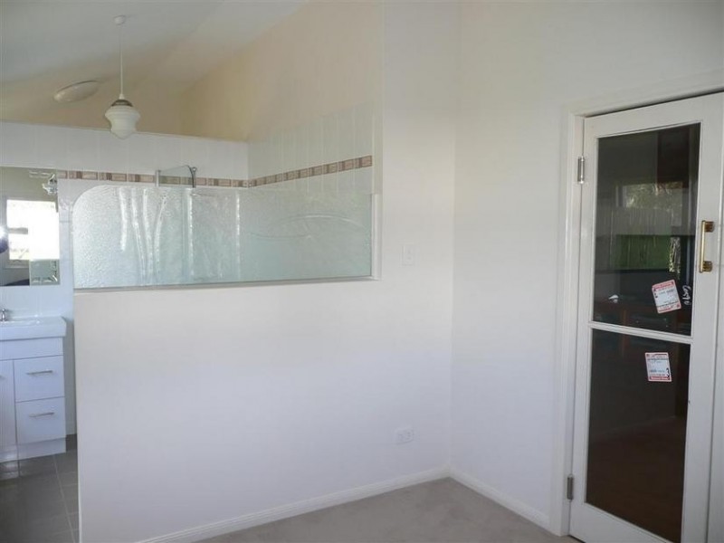 57 Coonowrin Road, Glass House Mountains QLD 4518
