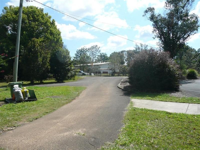 57 Coonowrin Road, Glass House Mountains QLD 4518