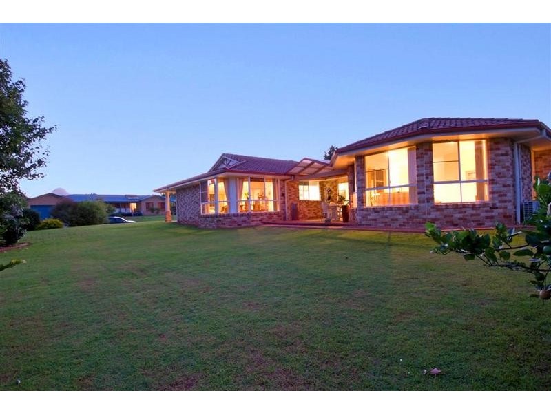 4 Toriana Place, Beerwah QLD 4519