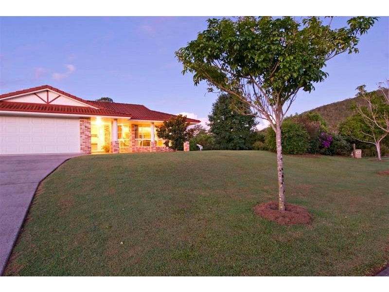 4 Toriana Place, Beerwah QLD 4519