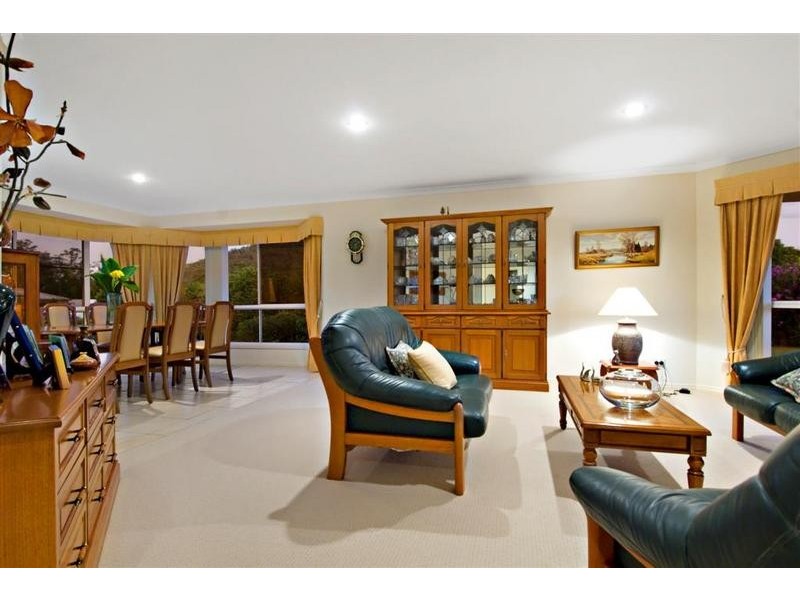 4 Toriana Place, Beerwah QLD 4519