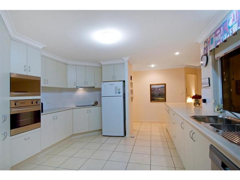 4 Toriana Place, Beerwah QLD 4519