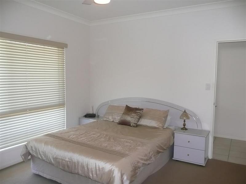 15 Greenview Avenue, Beerwah QLD 4519