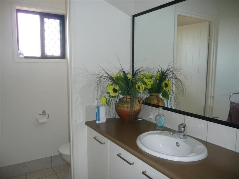 15 Greenview Avenue, Beerwah QLD 4519