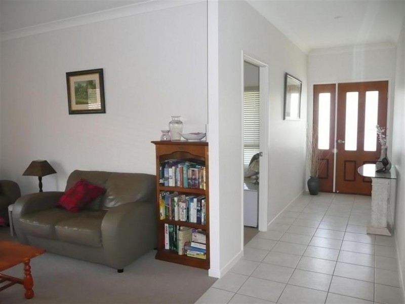 15 Greenview Avenue, Beerwah QLD 4519