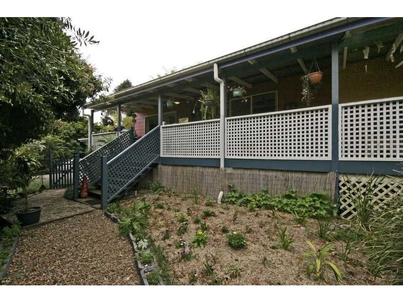 71 Railway Parade, Glass House Mountains QLD 4518