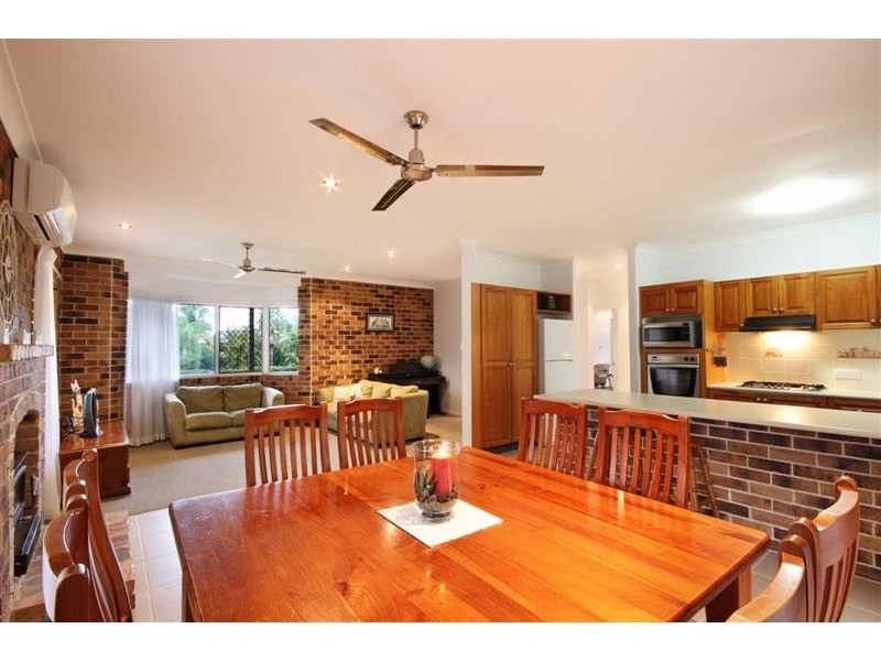 14 Springburn Drive, Glass House Mountains QLD 4518