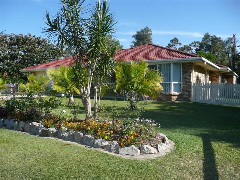 51 Newton Drive, Beerwah QLD 4519