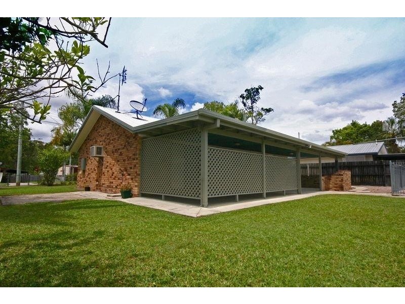 9 Vidler Court, Landsborough QLD 4550