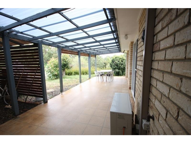 11 Buzaki Road North, Glass House Mountains QLD 4518