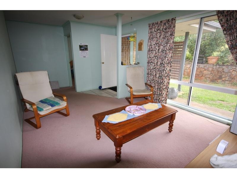 11 Buzaki Road North, Glass House Mountains QLD 4518