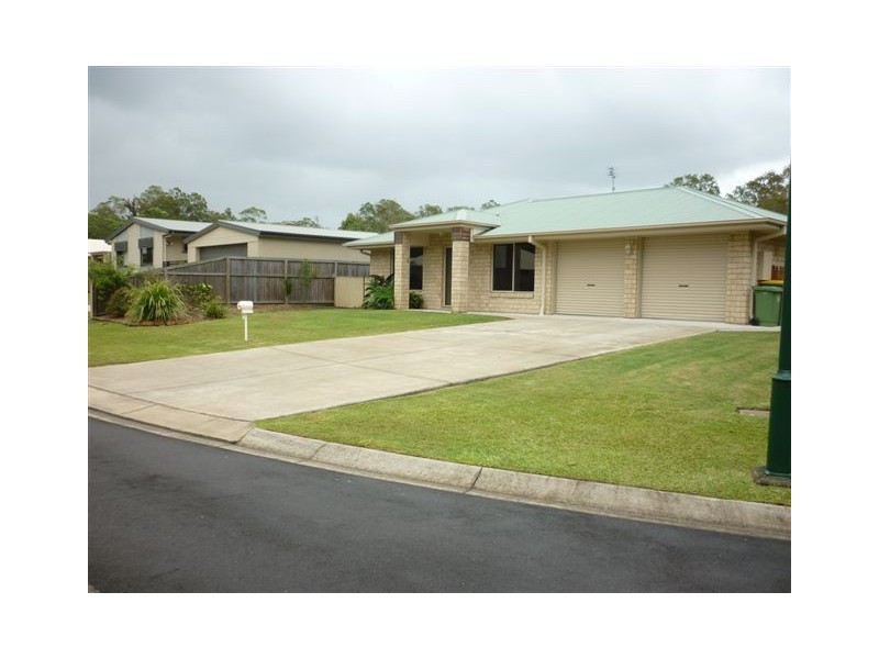 11 Dawn Court, Landsborough QLD 4550