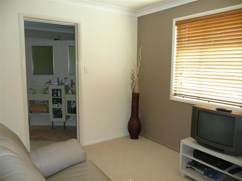 7 Dana Close, Glass House Mountains QLD 4518