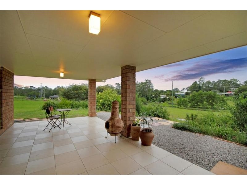 11 Avilka Place, Beerwah QLD 4519
