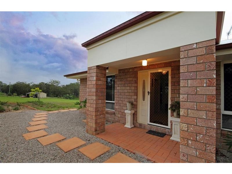 11 Avilka Place, Beerwah QLD 4519