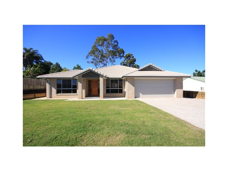 19 Greenview Avenue, Beerwah QLD 4519