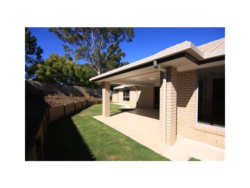 19 Greenview Avenue, Beerwah QLD 4519