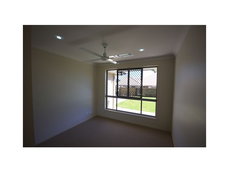 19 Greenview Avenue, Beerwah QLD 4519
